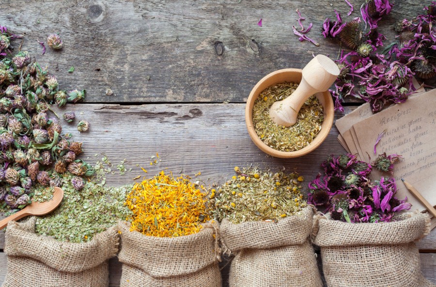 Stop al mal di testa con una tisana