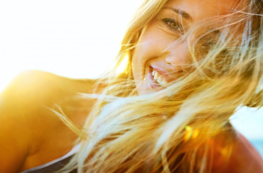 Proteggi i capelli in spiaggia