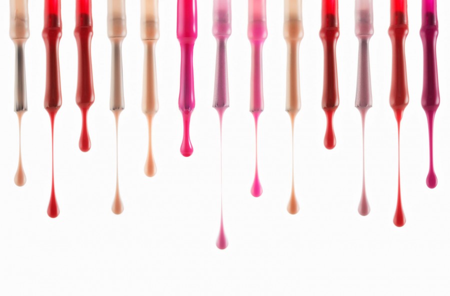 Voglia di colore? Ecco 4 proposte per nail art dal sapore estivo