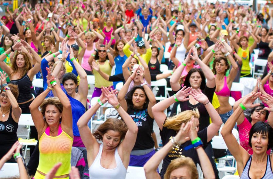 Zumba Sentao: l’allenamento hi-impact è più “comodo” con la sedia