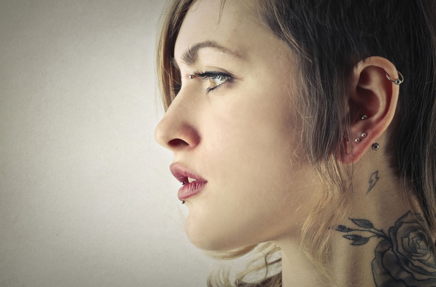 Tatuaggi e piercing: conosci i rischi?