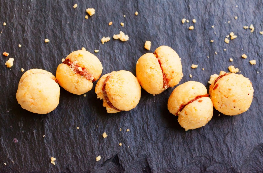 Baci di dama alla marmellata, ricetta light e vegan