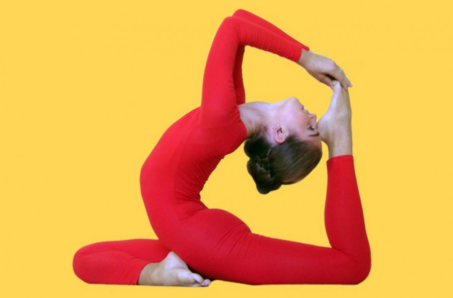 Yoga contro l’insonnia: 3 esercizi per dormire bene