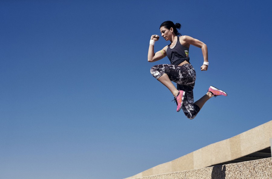 Jumping: con i salti rassodi gambe, glutei e addominali. E dici addio allo stress