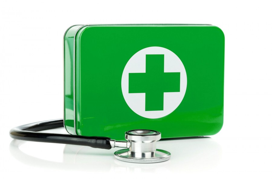 Pronto soccorso omeopatico: 8 rimedi per 8 disturbi