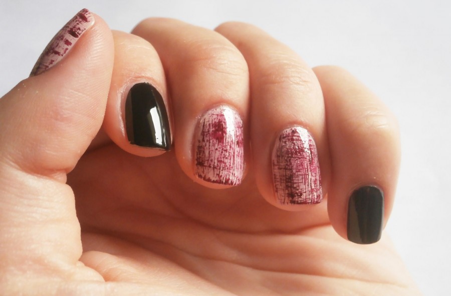 Halloween 2015: una nail art per unghie da regina della notte