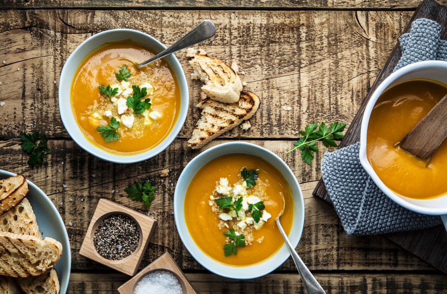 Vellutata di zucca e feta Vellutata di zucca e feta