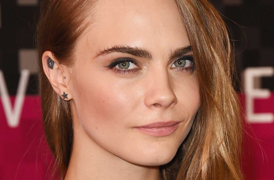 Make up: copia il look glam-rock di Cara Delevingne