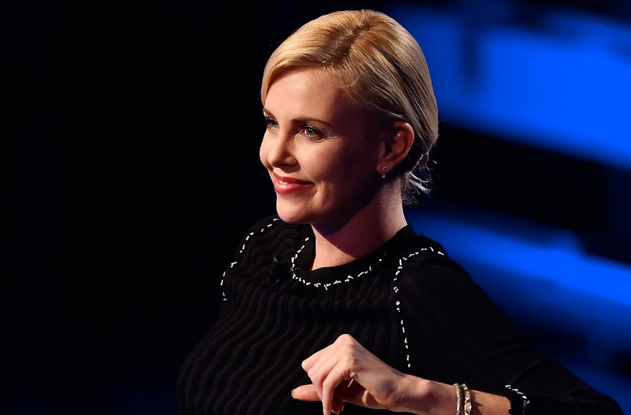 Charlize Theron: sono una regina dark!