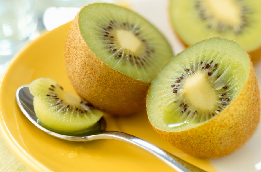 Kiwi: detox e anticellulite