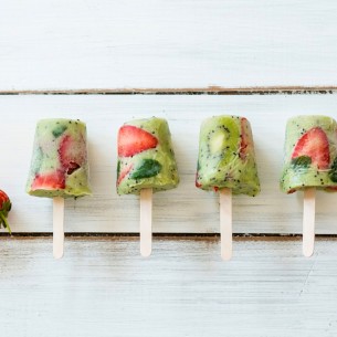 Ghiaccioli ai kiwi e alle fragole: preparali a casa