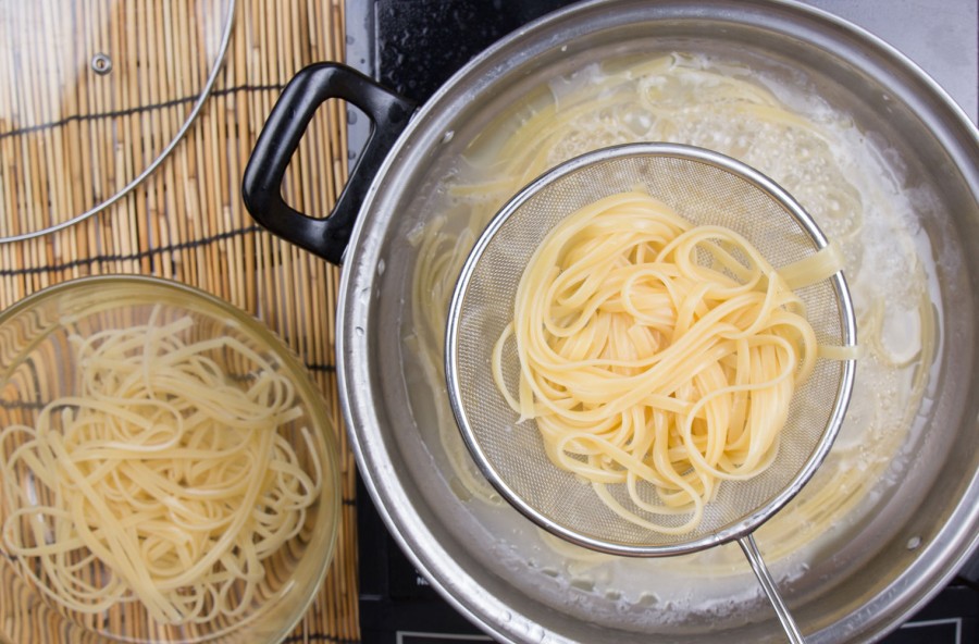 Acqua di cottura: non buttarla! Scopri a cosa serve