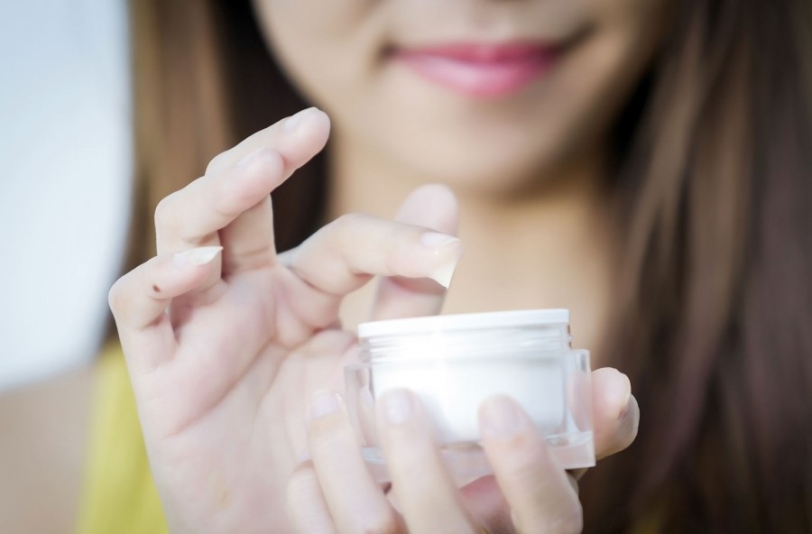 Crema da notte: 5 motivi validi per usarla