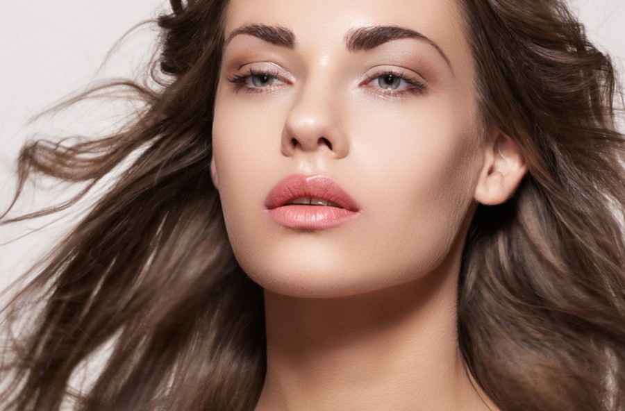 Labbra: più volume con i gloss succosi dell’estate