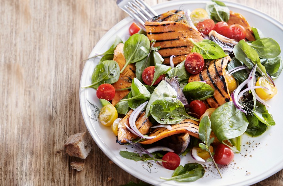 Insalata di patate dolci grigliate