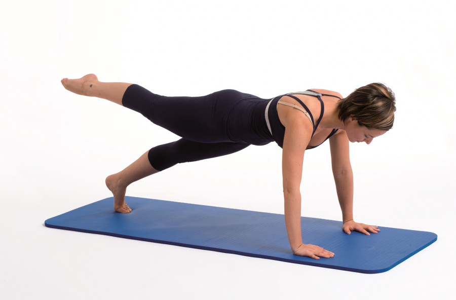 Pilates: leg pull front per la pancia piatta