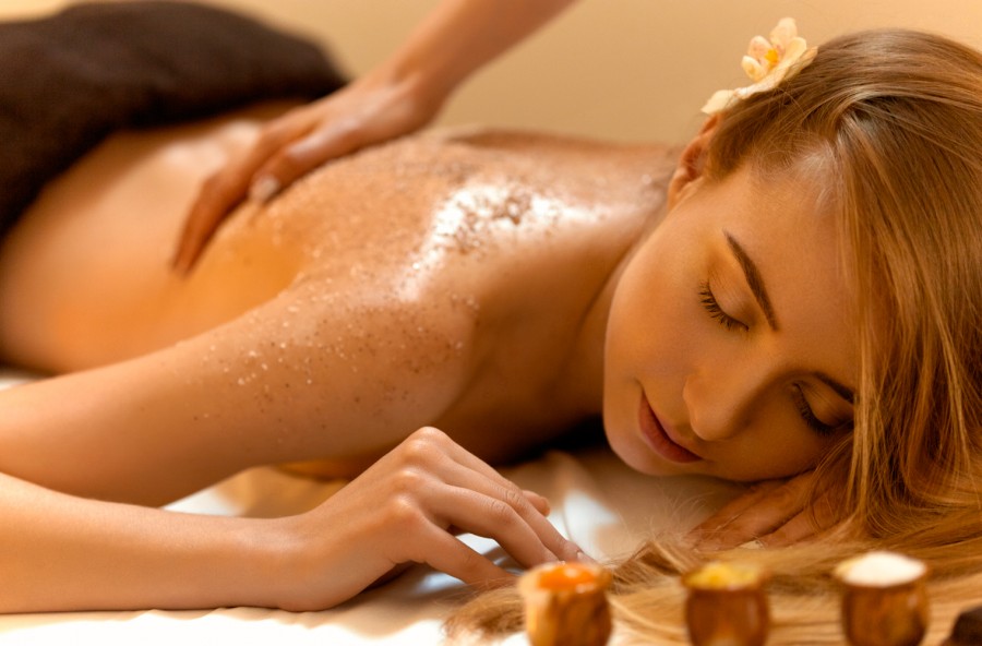 Pelle vellutata con i trattamenti ai frutti autunnali