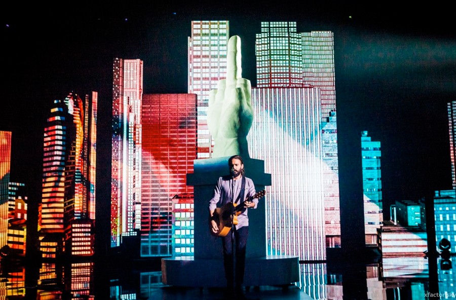 X Factor 10: terzo live all’insegna della noia e delle parolacce