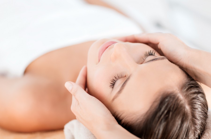 Massaggio thai del viso, ristrutturante e antiage