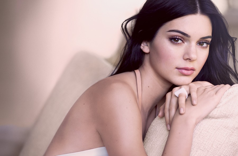 Trucco: sguardo magnetico per le feste