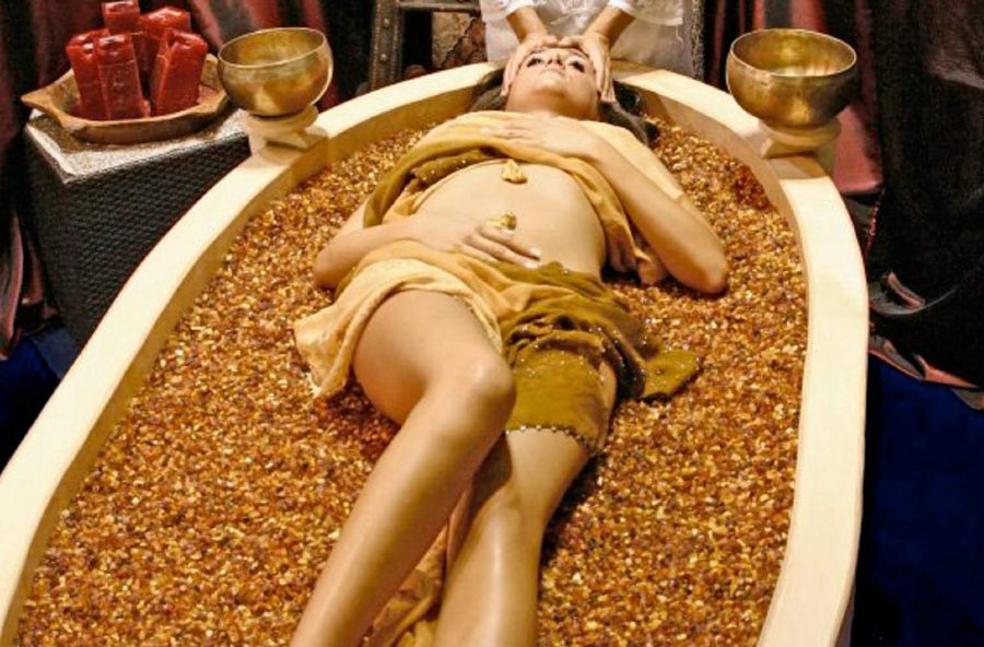 Massaggi con l’ambra, per un’azione antiage e riequilibrante