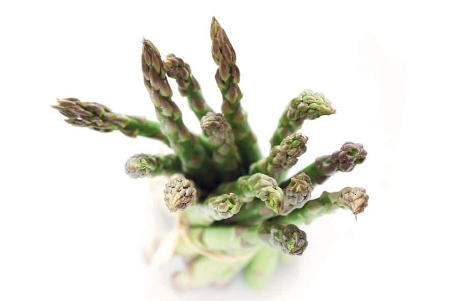 Germogli di asparagi per la linea e la bellezza