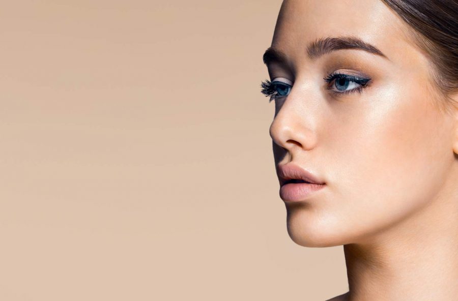 Fondotinta: scegli formule idratanti