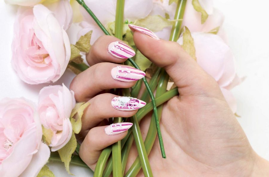 Nail art a tinte delicate