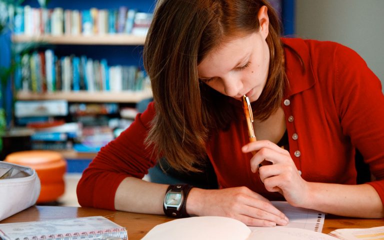 ESAMI-STRESS ESAMI-STRESS