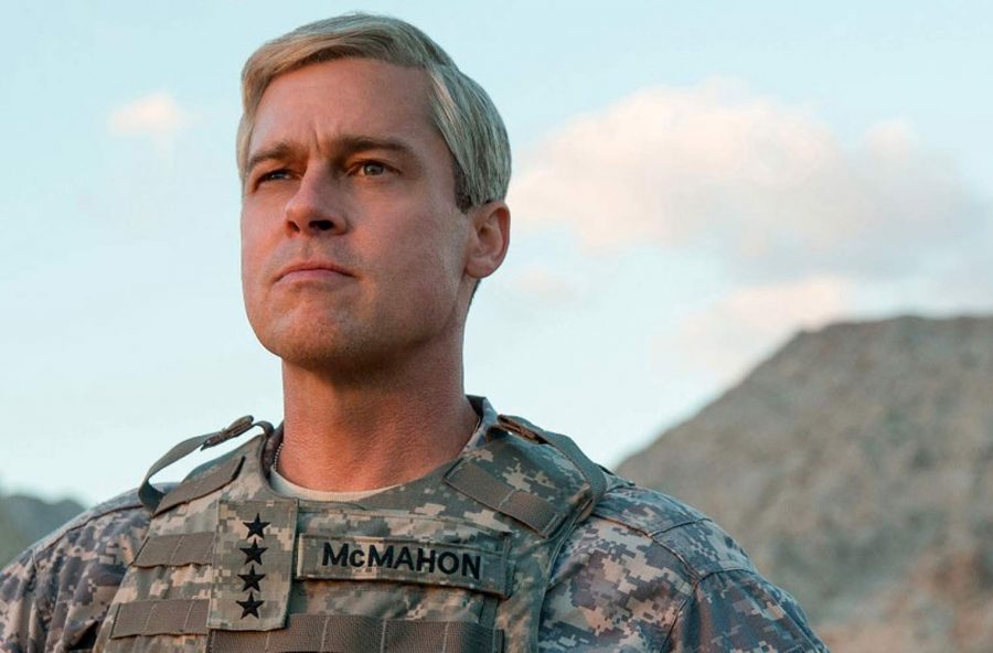 Brad Pitt ridicolo e crudele in War machine