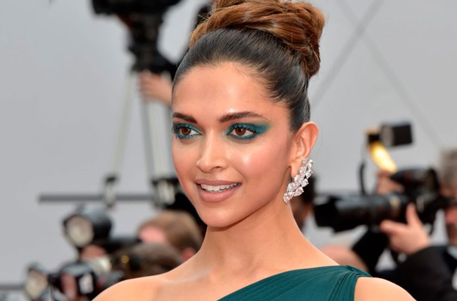 Make up estate 2017, trionfano le matite colorate