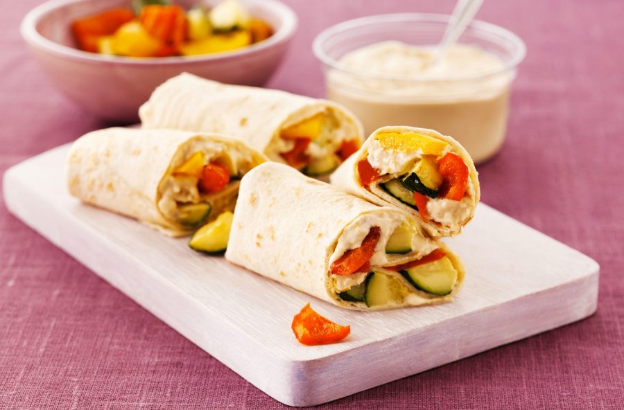 Wraps con hummus e verdure