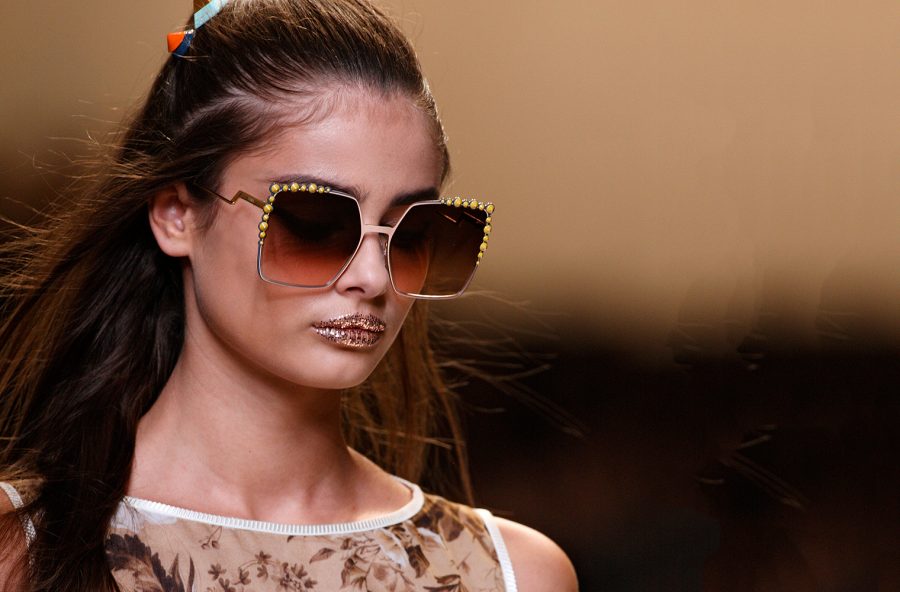 Make up estate: glitter sulle labbra