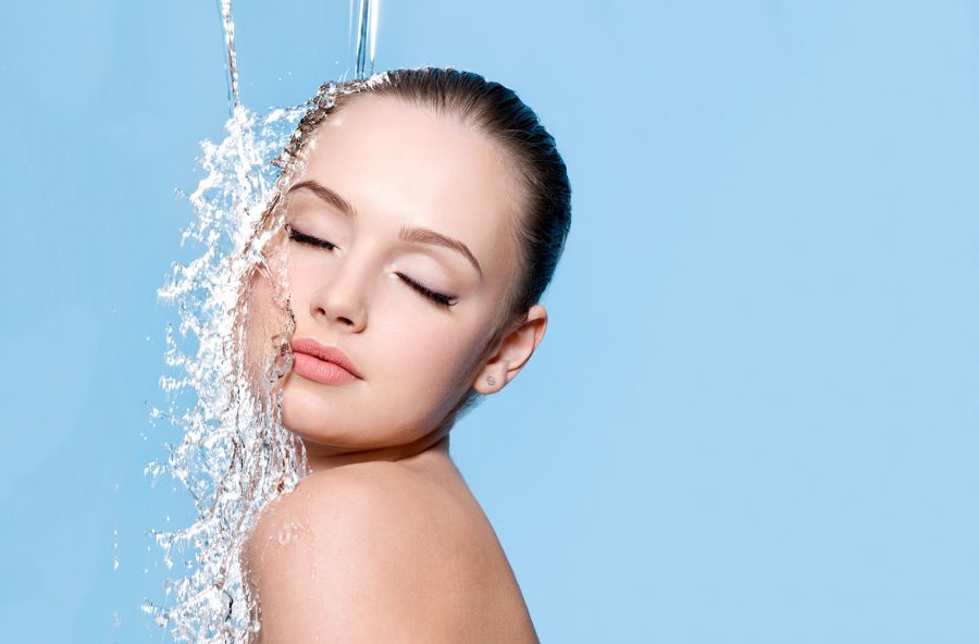 Pelle: in estate ha bisogno di un’idratazione extra. Dissetala così