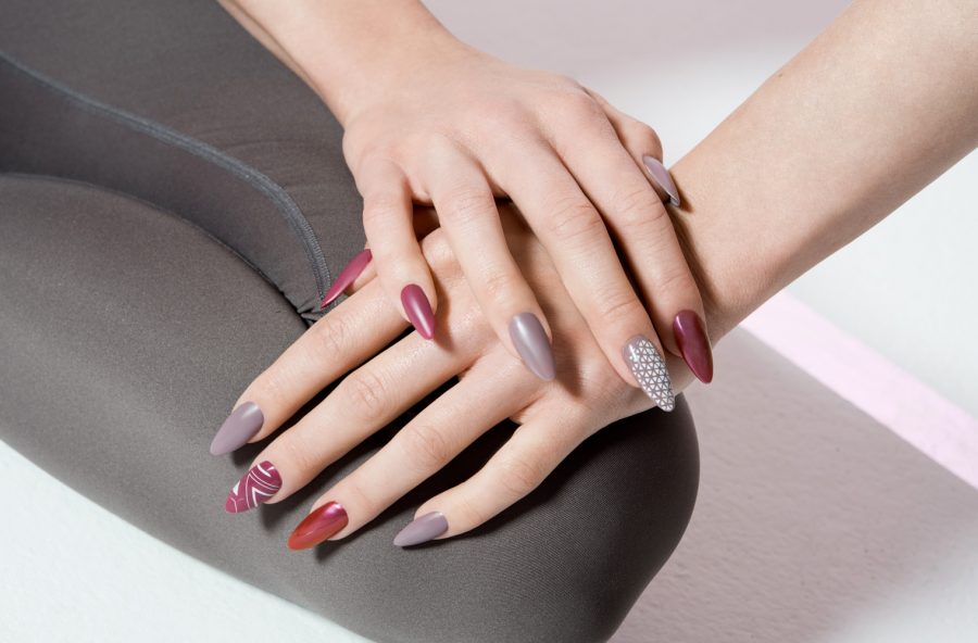 Nail art, nuance autunnali per unghie chic