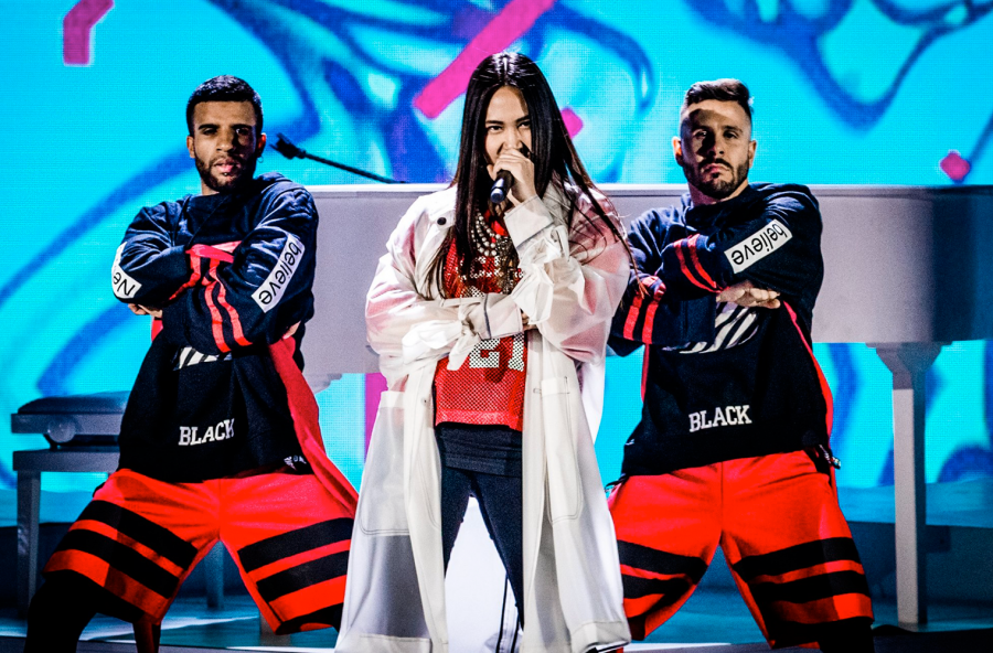 X Factor 2017, primo live: tra Mara e Manuel sono subito scintille