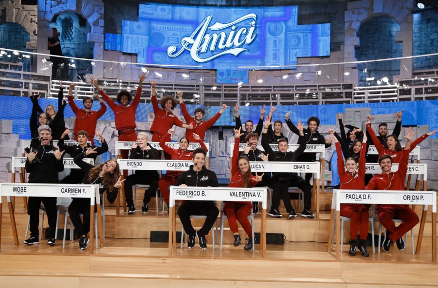 Amici 17: allievi, tutor, professori. E il ritorno della diretta