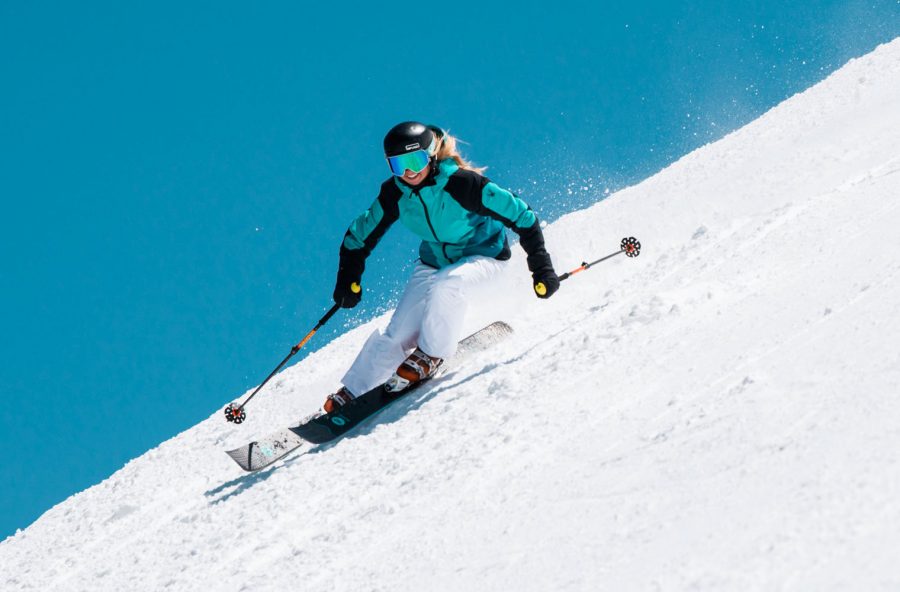 Sulla neve sfoggia sfumature pink & blue