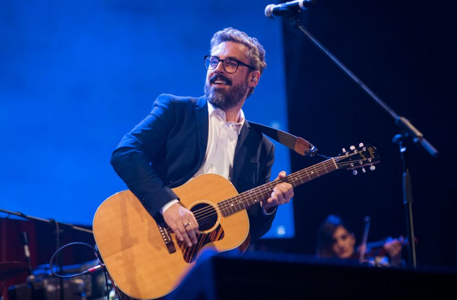 Brunori Sas torna a teatro e debutta in tv