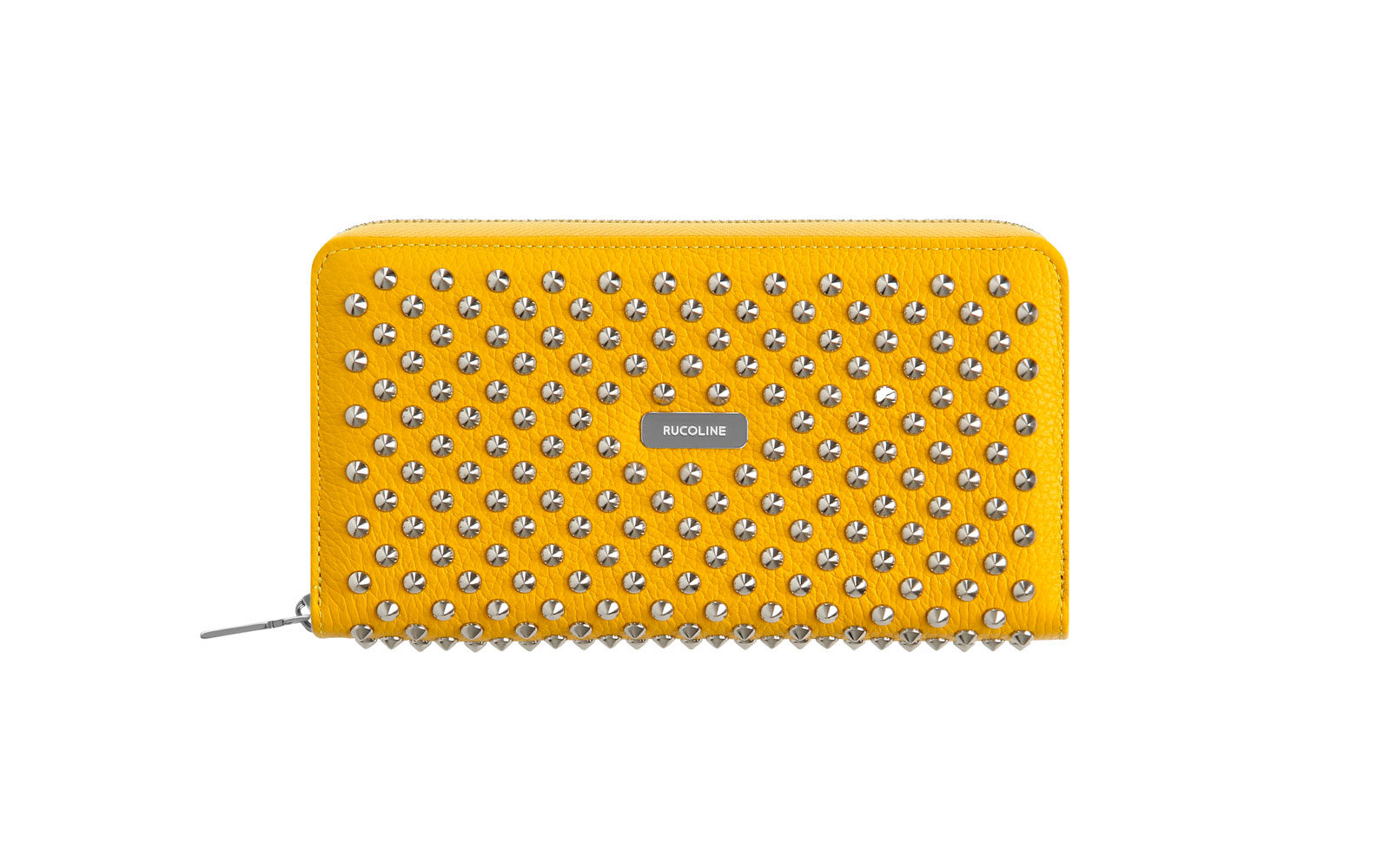 RUCO LINE porta documenti in pelle giallo sole, con applicazioni mini borchie. 590 euro www.rucoline.com