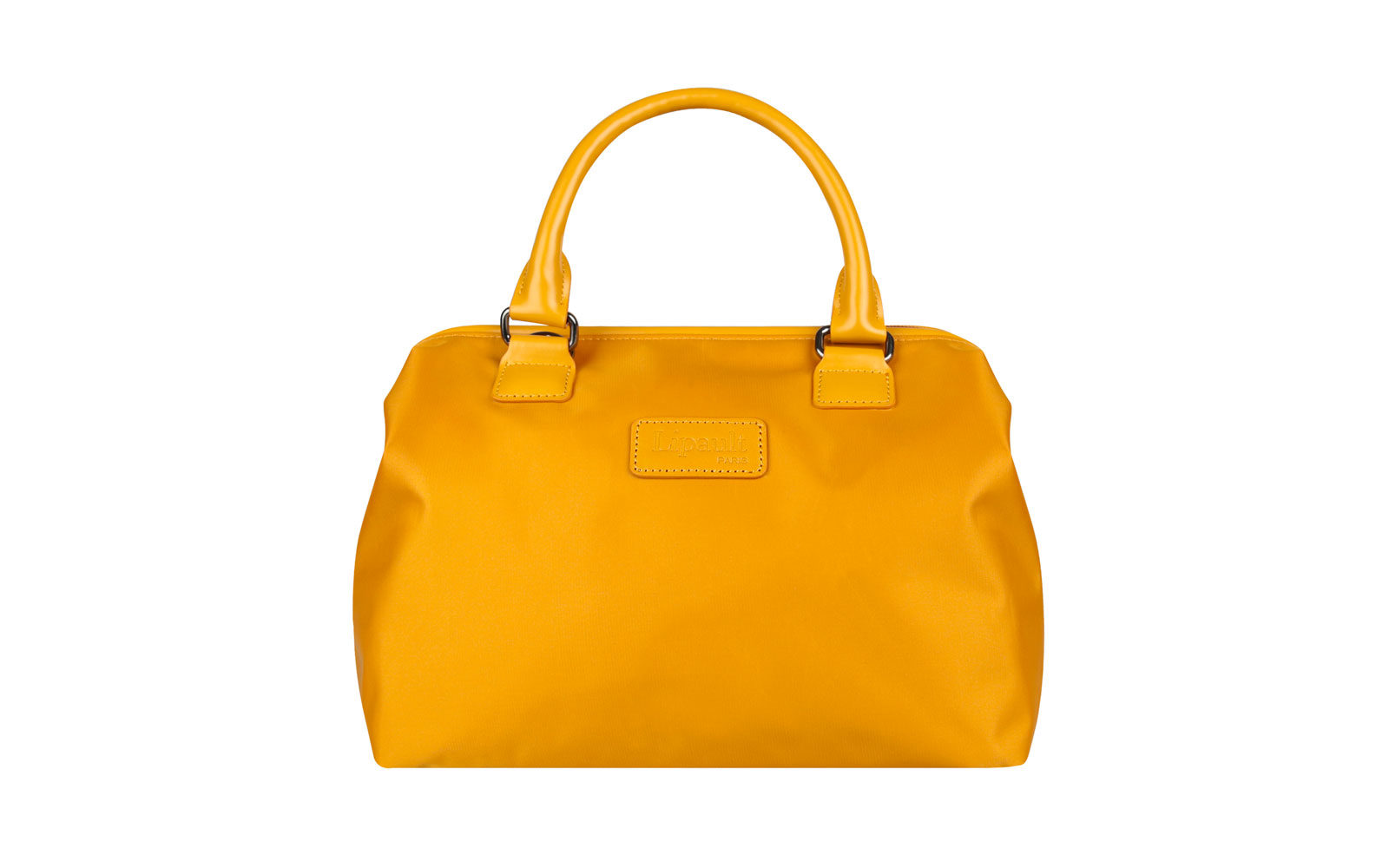 LIPAULT  “weekend bag” della serie Lady Plume, realizzata in nylon giallo luminoso. 69 euro www.lipault.it