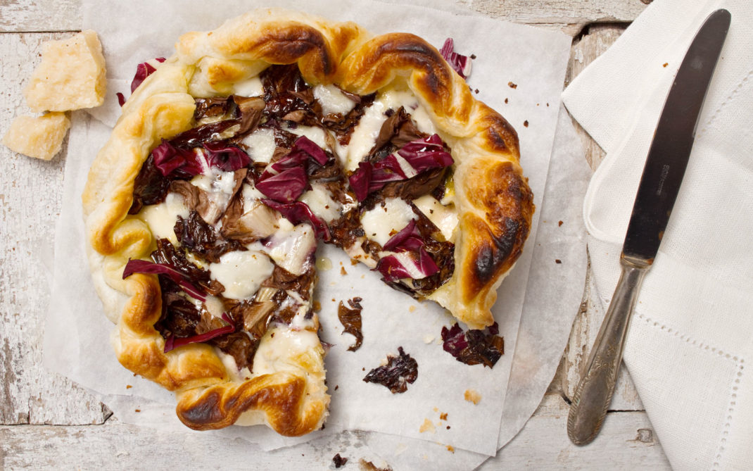 Quiche-with-radicchio-and-cheese Quiche-with-radicchio-and-cheese