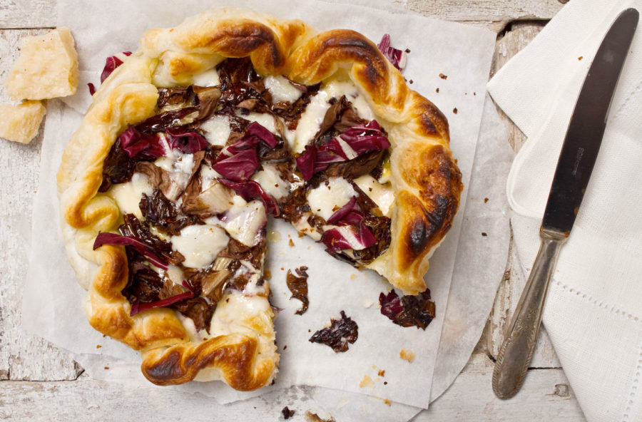Quiche al radicchio e mozzarella