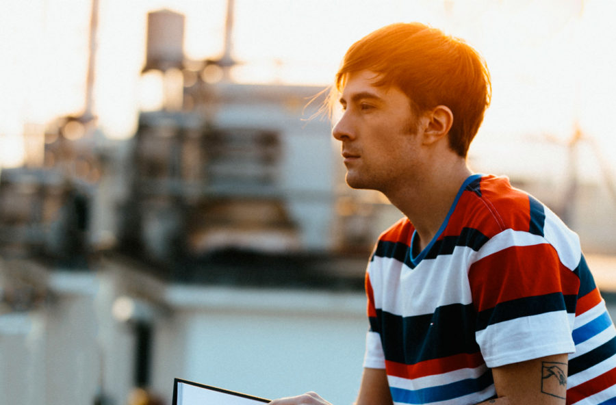 Francesco Sole, il successo dal web alla poesia