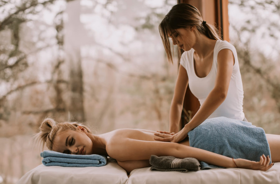 Tensioni muscolari e ansia? Spariscono con tocchi lievi