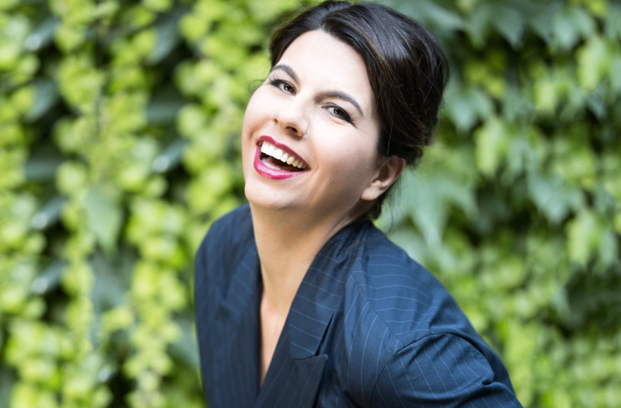 Geppi Cucciari, Perfetta a teatro