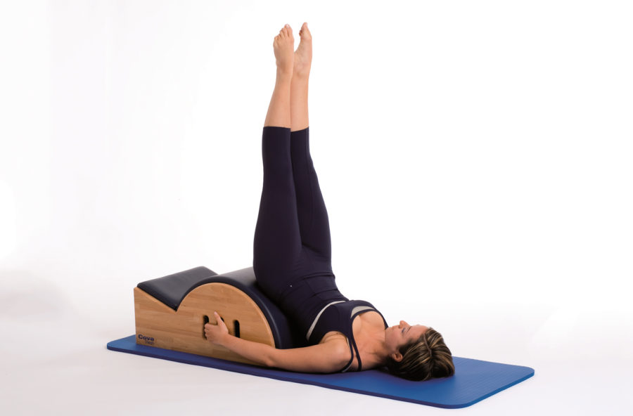 Pilates, esercizi anticellulite con la step barrel