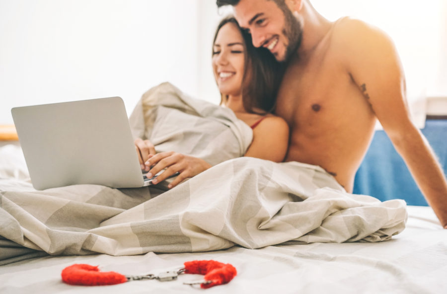 Sex toys: non sai come si usano? C’è il consulente online