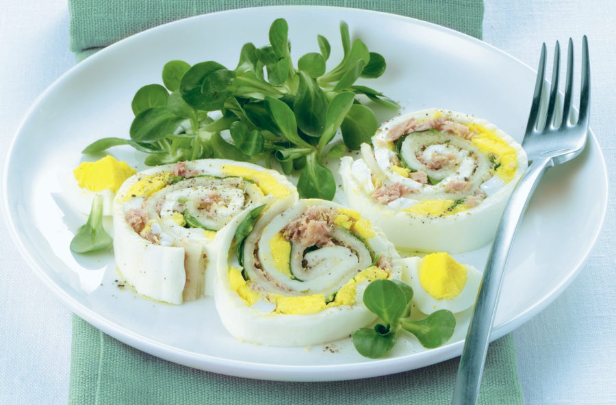 Rollé di mozzarella, uova e tonno