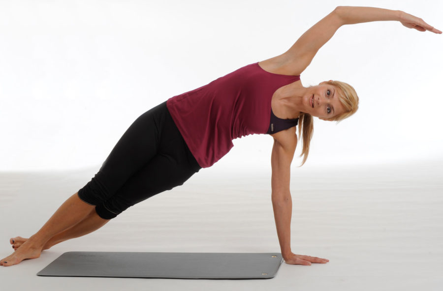 Pilates, con la “sirenetta” solleciti gli addominali